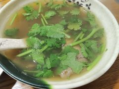 -黄阿姨锅贴大王(万航渡路店)