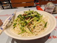 -肥肥虾庄·金牌油焖大虾(杨园滨江时代walk店)