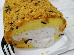 日式乳酪鲜芋卷-皇后西斯汀饼店(文化路店)