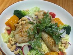 -POKEE VIA&Brunch·维娅(重庆来福士店)