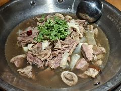 -大众跷脚牛肉馆·非遗传承单位(峨眉山店)