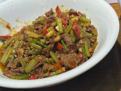 -黄泥岗·地道湖北菜(奥特莱斯店)