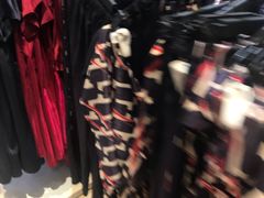 -BIGOFFS 超级折扣(仁恒伊势丹店)