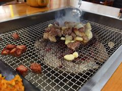 -肉甲韩国木炭烤肉(新壹街1店)