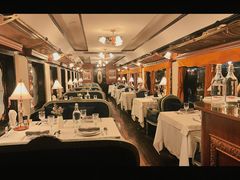 -火车头法国西餐厅