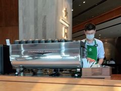 -星巴克臻选(郑州国贸360广场店)