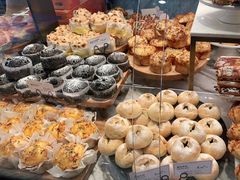 -罗森尼娜(德思勤店)