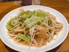 -泉畔人家·老济南经典鲁菜(大明湖店)