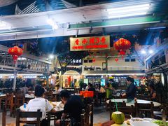 -四川小胡子海鲜(丁村万人海鲜广场店)