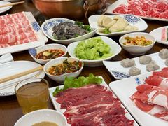 -楼外楼大刀肉传统火锅居(博学路店)