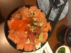 三文鱼火山丼-魔丼屋(日月光店)