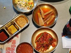 -草家酱蟹炭火烤肉店(珲春南路一店)
