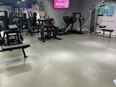 -超鹿运动(达信大厦店)