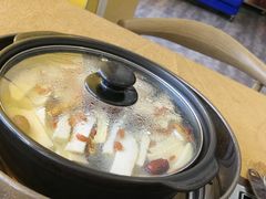 -濠轩阁特色生蚝火锅(水湾路店)