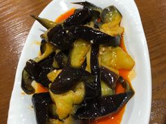 -怡妮新疆风味餐厅(东江湾路店)