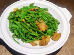 -东口码头·烧鸽子·鱼头泡饼·地方菜(金鹰悦城店)