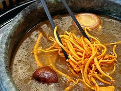 -隔壁老王·家常云南菜(花巷店)