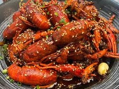 -肥肥虾庄·金牌油焖大虾(东湖欢乐谷店)