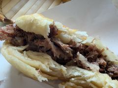 -闫家驴肉老店(华电一校店)