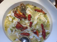 -鱼亨小鲜酸菜鱼(大信店)