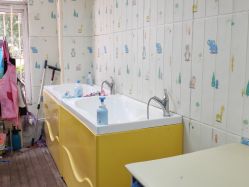 -鱼乐贝贝婴幼儿水育馆(京洲南街店)