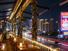 -埠口精酿夜景餐酒吧· BREWPORT BISTRO(长嘉汇重庆之眼店)