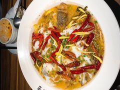 老坛子酸菜鱼（鲈鱼3-4人份）-太二酸菜鱼(广州IFC国金天地店)