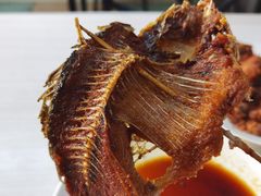 香酥鲫鱼-郑妈妈油炸工坊(石坦巷店)