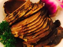 -山明水秀大饭店