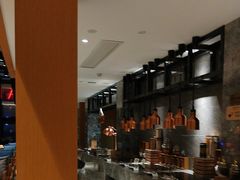 -四月吧餐厅(正阳步行街店)