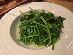 -纳鲁孜·新疆特色餐厅(上海悦荟广场店)