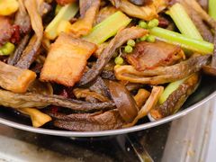 -丹水桥地锅鱼·翘嘴鲌·地方特色全鱼宴(丹江口大坝店)