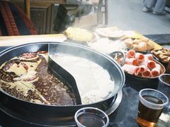 -重庆故事姊妹老火锅(财经学院店)