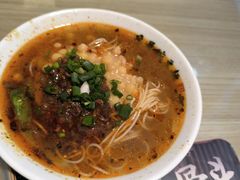 -兵哥豌豆面(雅颂居店)