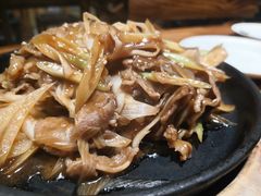 铁板黑椒肥牛-石屋料理(南京西路店)