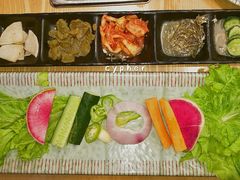 五连碟小菜&nbsp;&&nbsp;蔬菜长碟-犟牛家·榴莲烤肉(五棵松店)