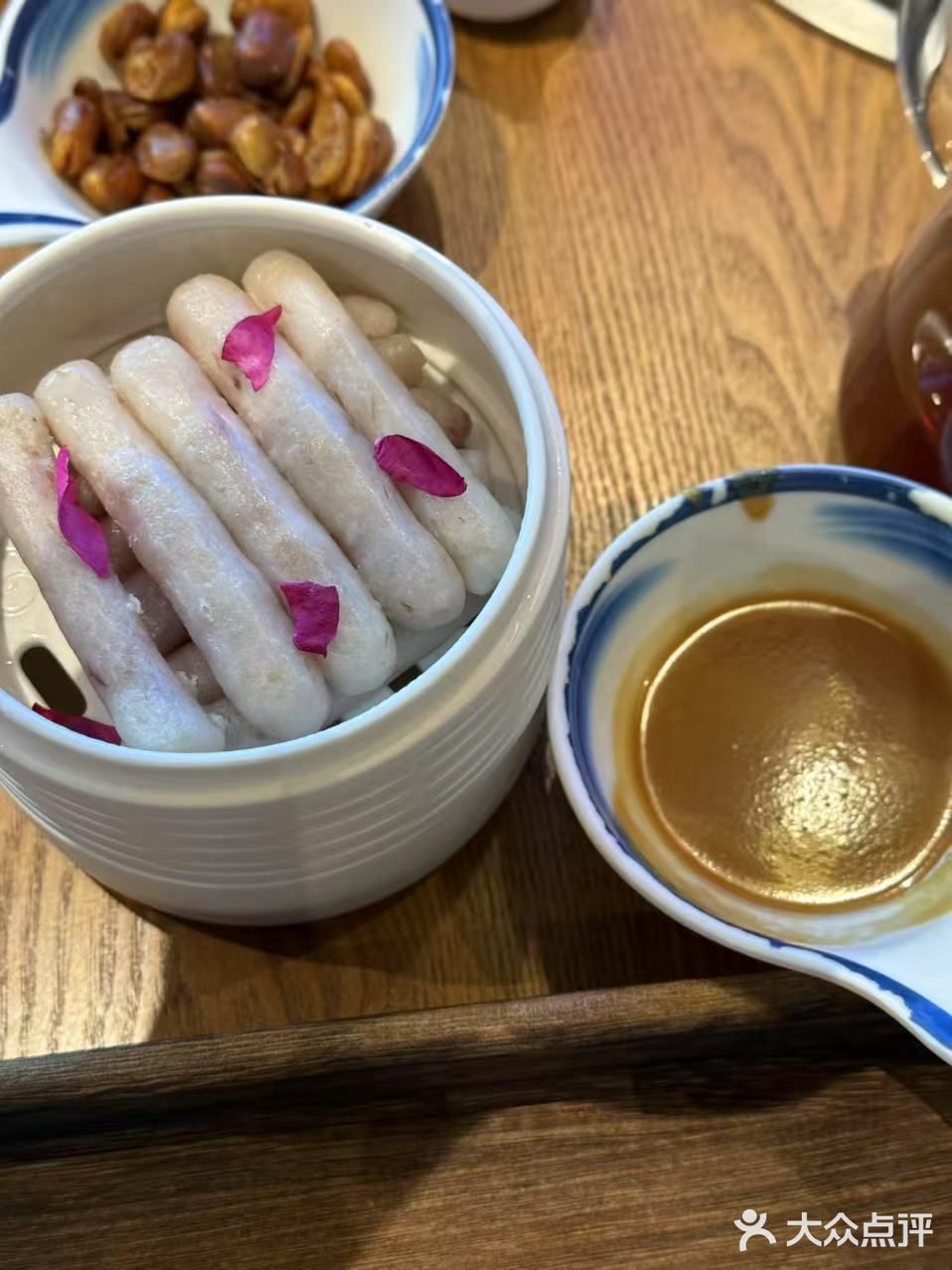 这家菌火锅的甜品怎么那么好看