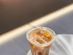 Bee的蜂巢拿铁-LilBee Coffee