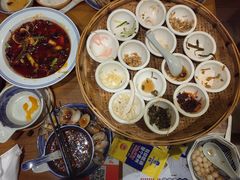 -包整·丝娃娃(一览甲秀楼风景店)