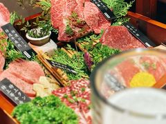 -山川小町·极番烧肉(新地假日广场店)