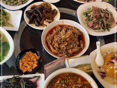 -老鼎万春卤菜(五代传承创始老店)