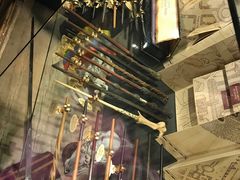 -九又四分之三站台哈利波特商店