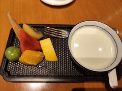 姜撞奶拼水果-广州富力君悦大酒店空中花园