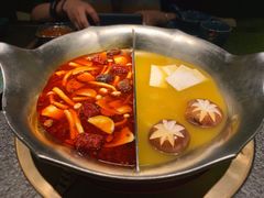 -湊湊火锅·茶憩(打浦桥日月光店)