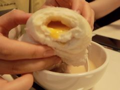 蛋黄流沙包-煲王粤菜餐厅(中侨中心店)