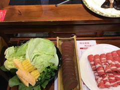 -沸炉重庆老火锅(军事博物馆店)