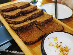 -猫爷的腔调·黔小馆(交大医学住宅区店)