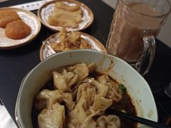 -尚足影院式足疗·住宿·美食(解放碑店)