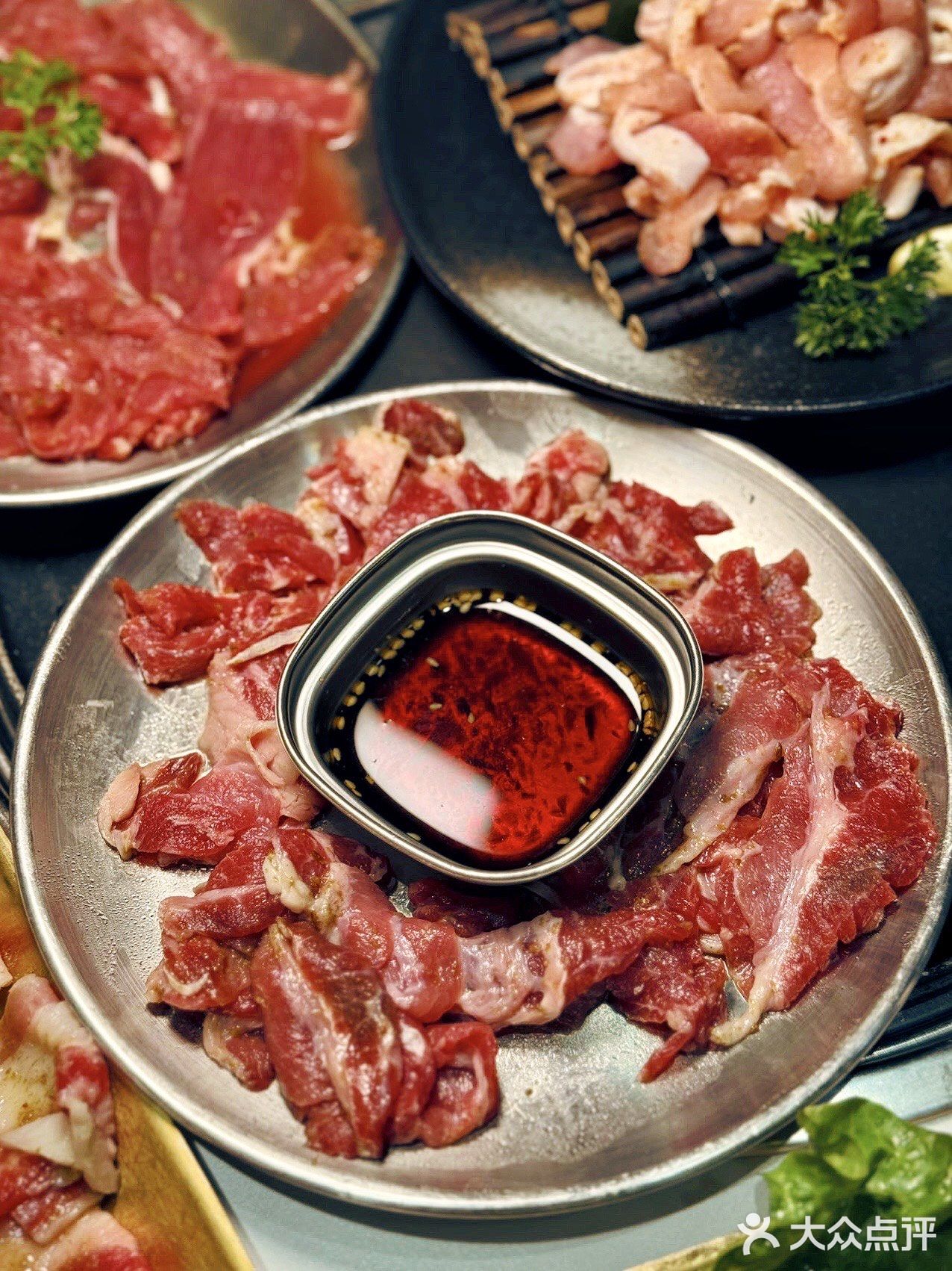 这种不起眼的烤肉店，居然藏了9年…