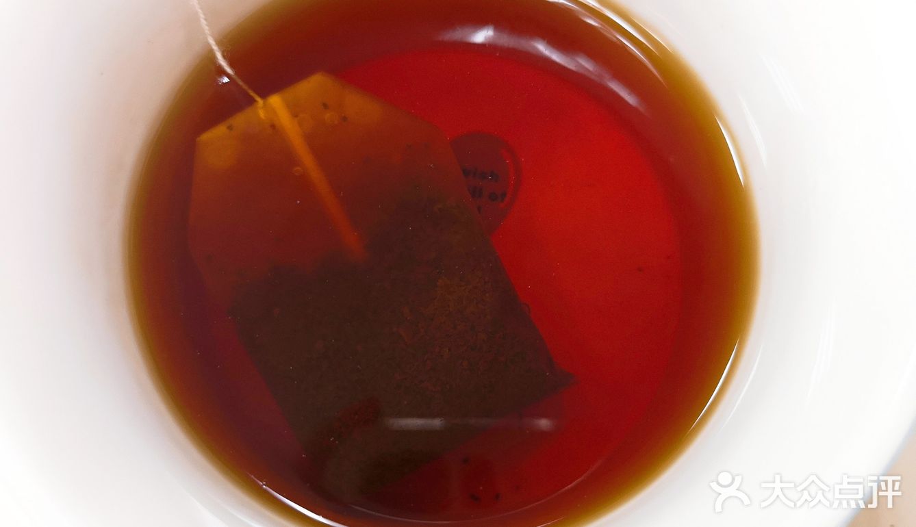 精致下午茶，颜值和口味兼顾的玫瑰鲜奶茶